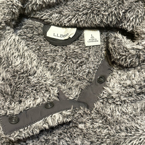 L.L.Bean Womens Size L Grey Hi-Pile Fleece Quarter Snap Button Plush Pullover - Picture 4 of 5
